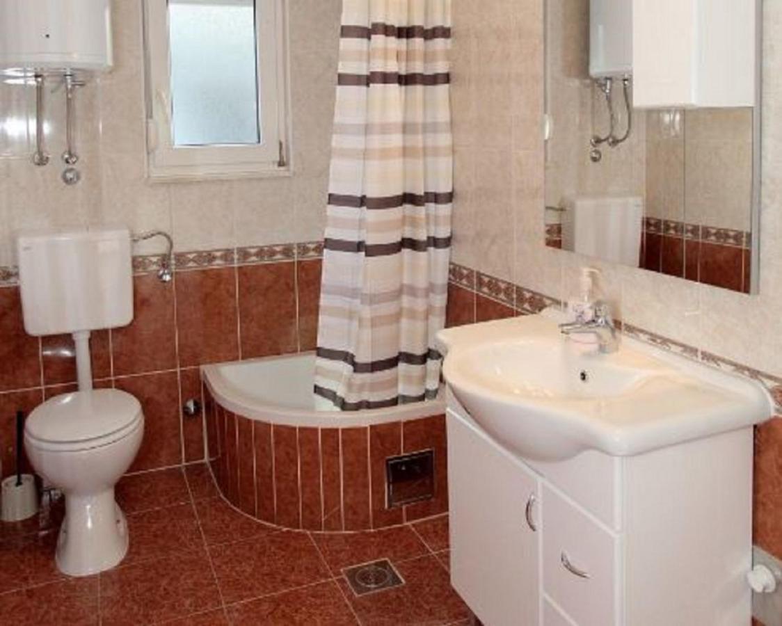 Apartments Maja - Sea View Trogir Kültér fotó