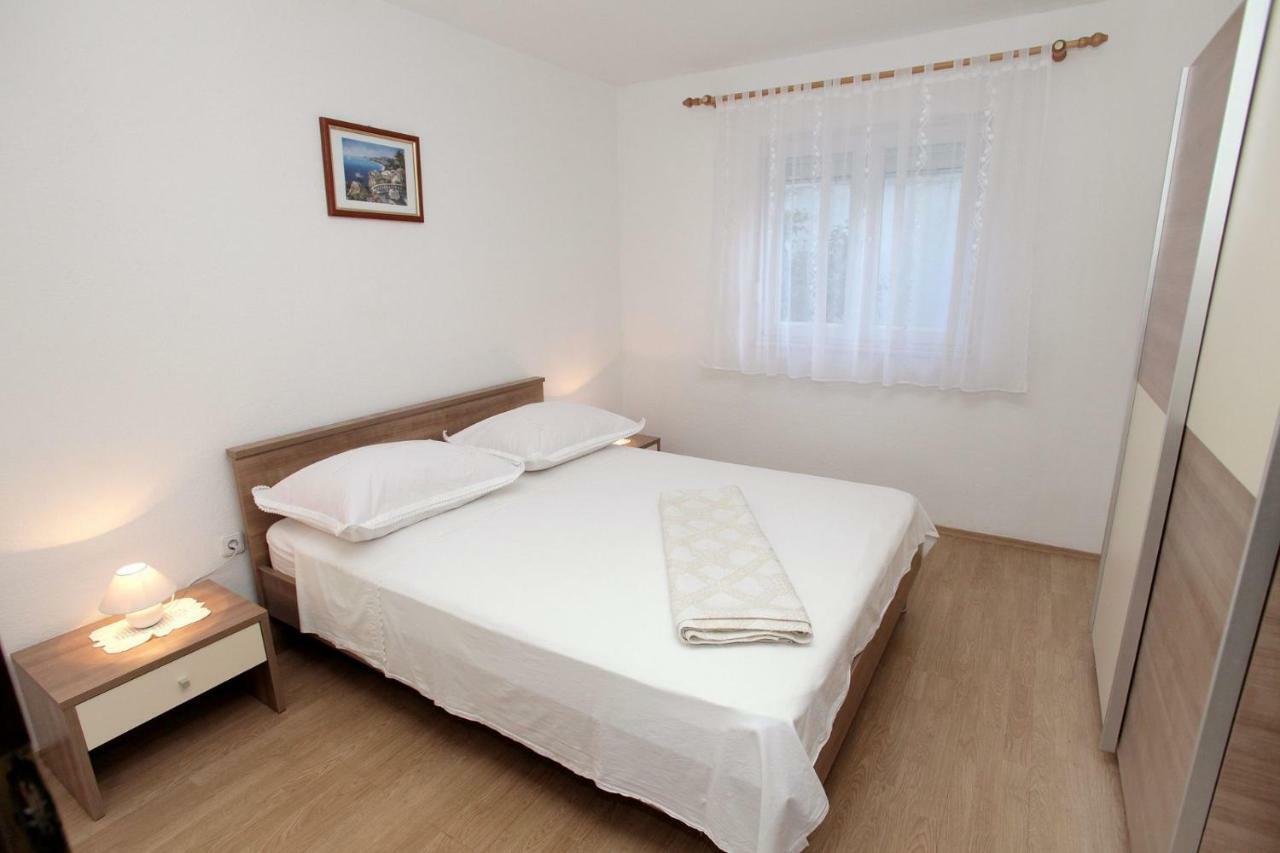 Apartments Maja - Sea View Trogir Kültér fotó
