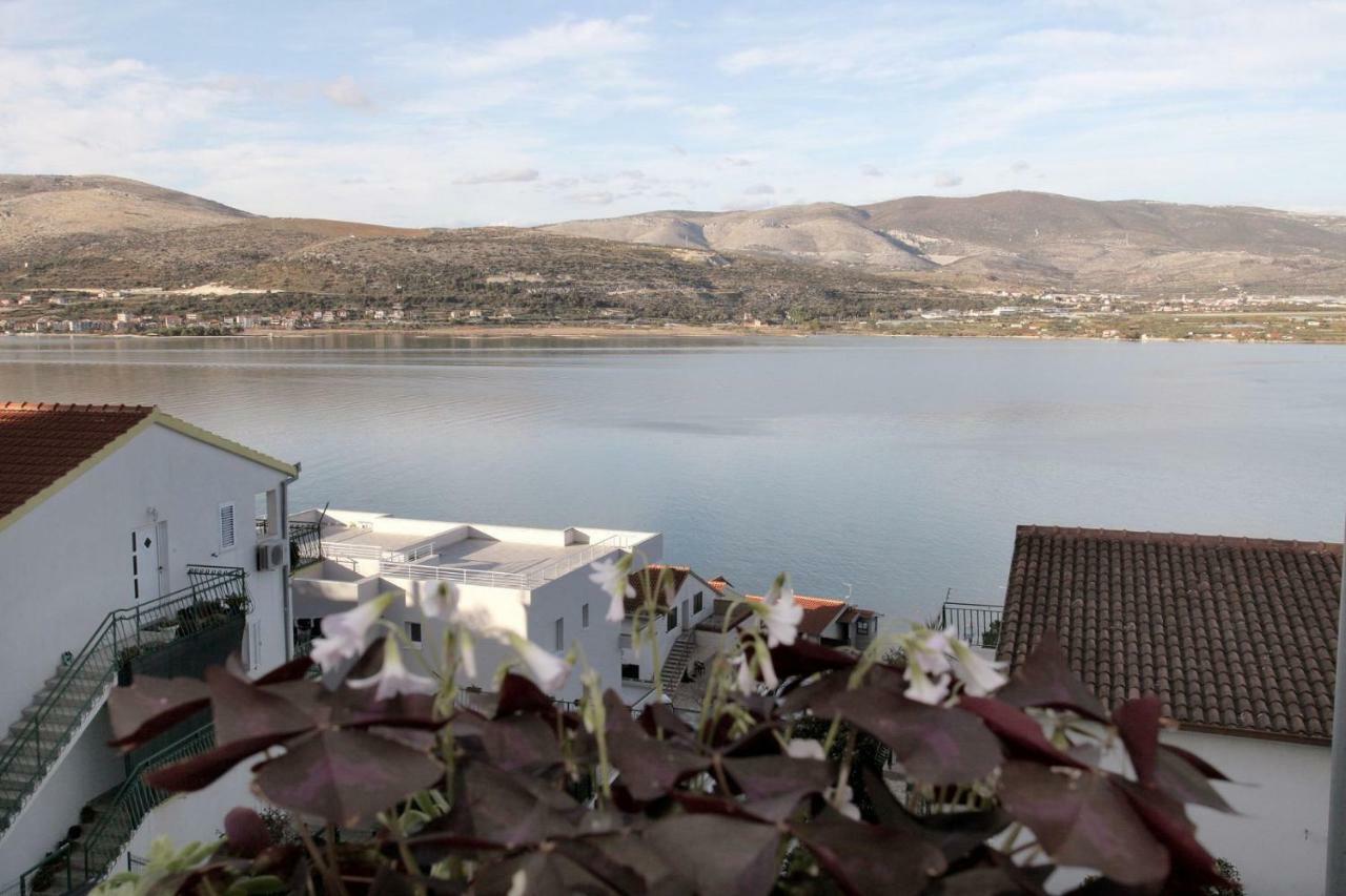 Apartments Maja - Sea View Trogir Kültér fotó