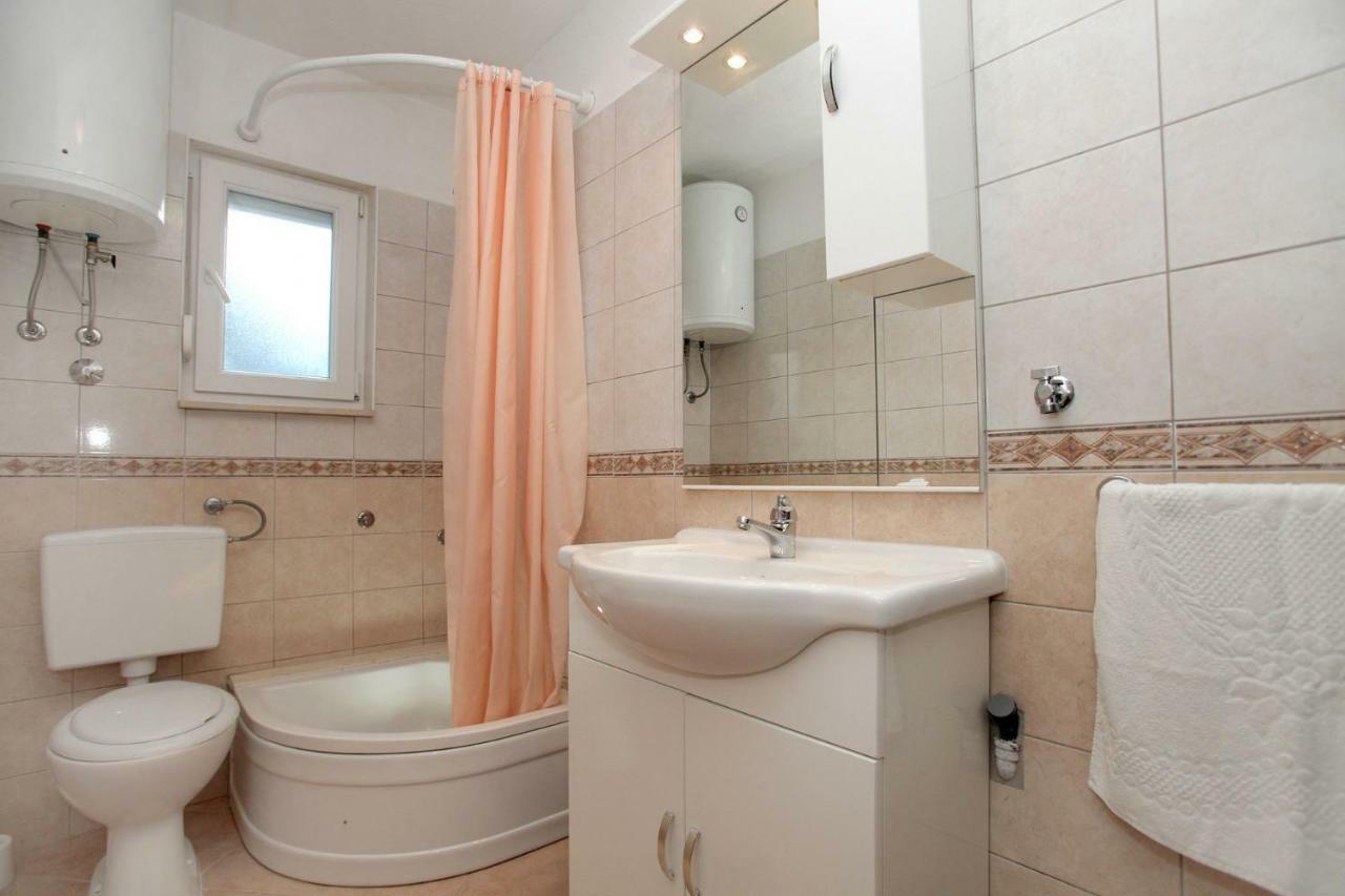 Apartments Maja - Sea View Trogir Kültér fotó